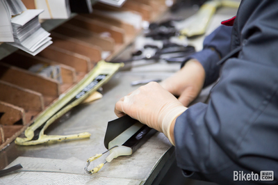 探秘國(guó)碳基地 ZGL神鷹碳纖維自行車(chē)工廠參觀記